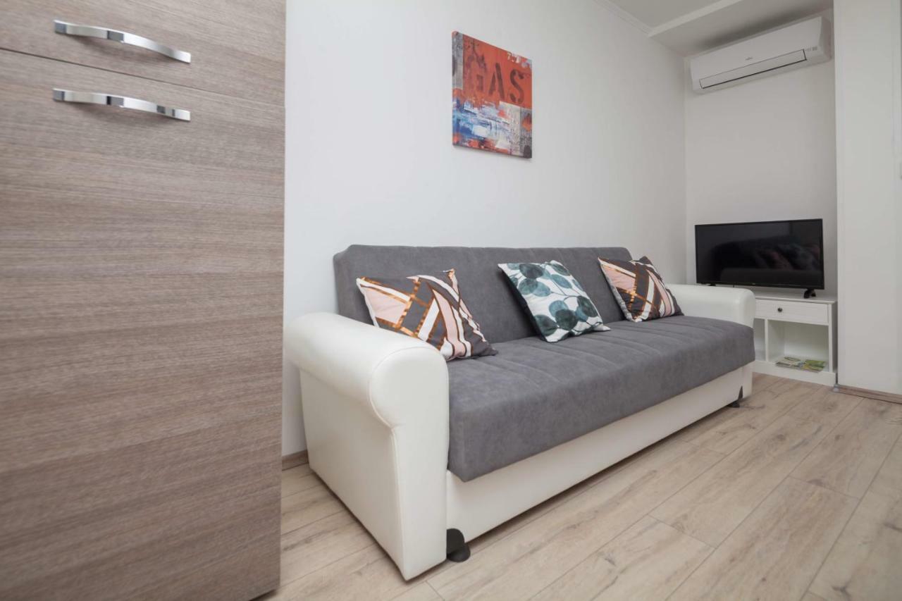 Apartman Ester Pula Luaran gambar