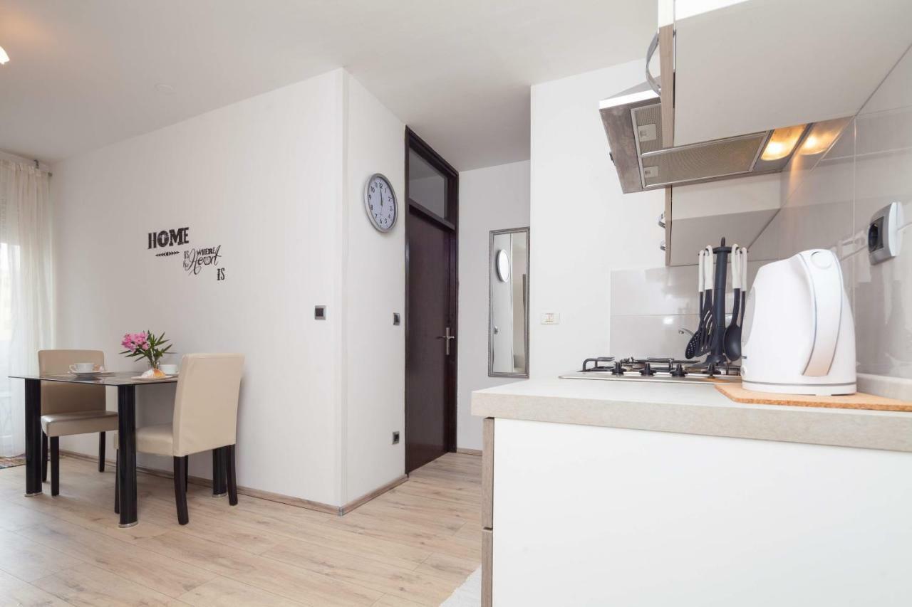 Apartman Ester Pula Luaran gambar