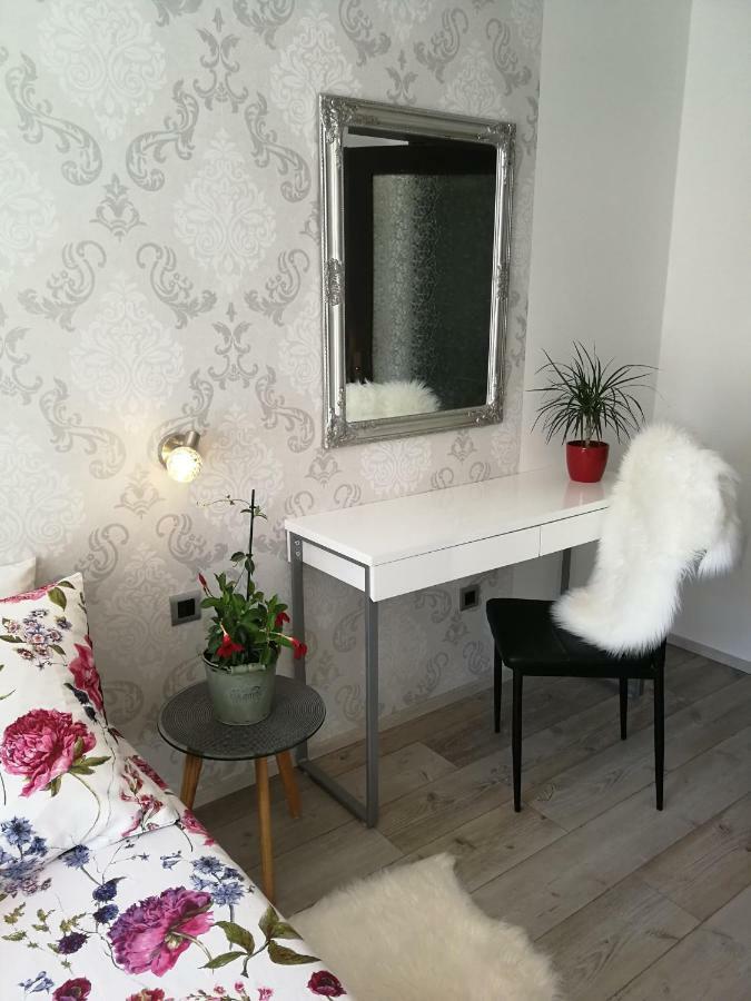 Apartman Ester Pula Luaran gambar